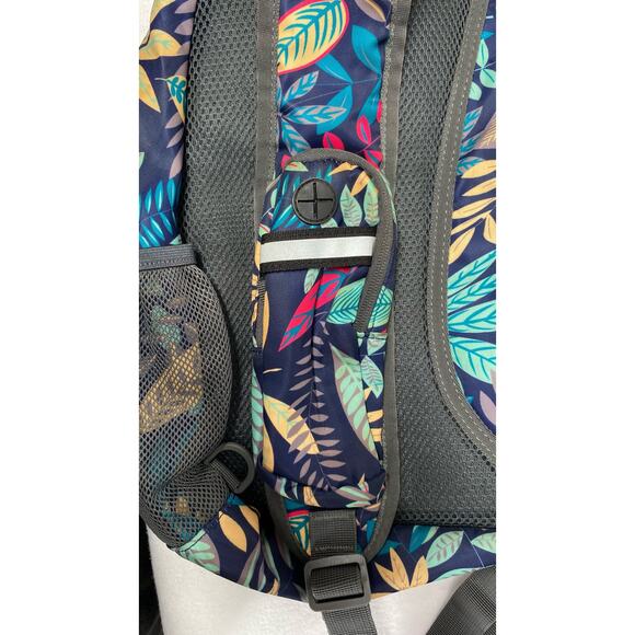 G4Free Sling Back Back Pack Bag Blue Leaf - Picture 7 of 9